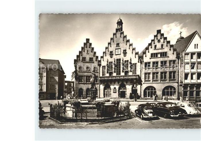 Frankfurt Main Roemer Gerechtigkeitsbrunnen