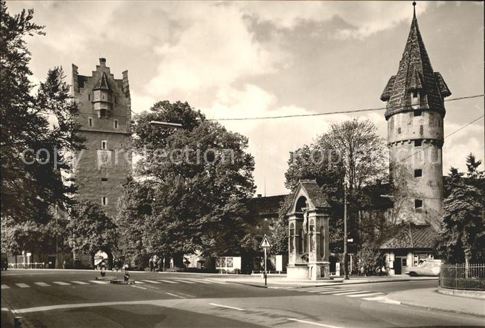 Ravensburg Wuerttemberg Frauentorplatz Kreuzbrunnen Gruener Turm