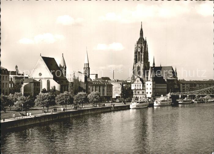 Frankfurt Main Dom Schiffe