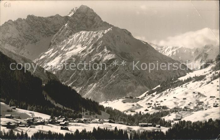Riezlern Kleinwalsertal Vorarlberg mit Hirschegg Mittelberg und Widderstein