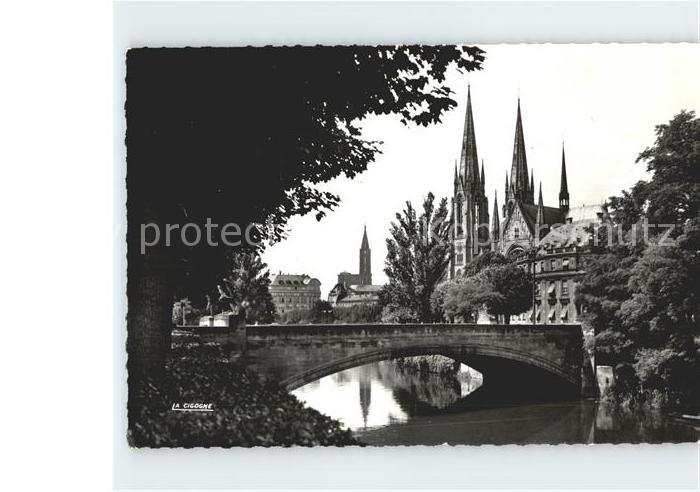 Strasbourg Alsace Eglise Saint Paul et la Cathedrale