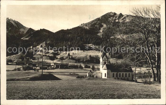 Schattwald Ortsansicht mit Kirche