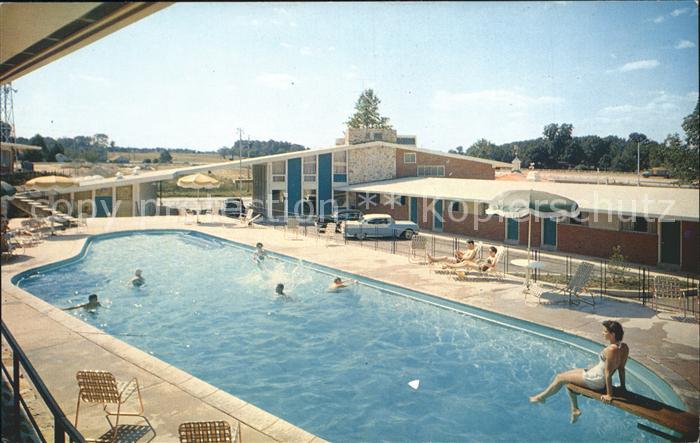 Willow Grove Howard Johnson's Motor Lodge Swimming Pool