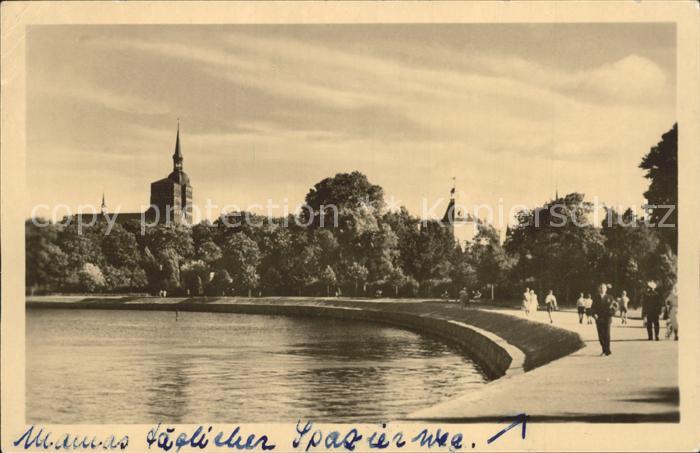 Stralsund Mecklenburg Vorpommern Ernst Thaelmann Ufer Promenade