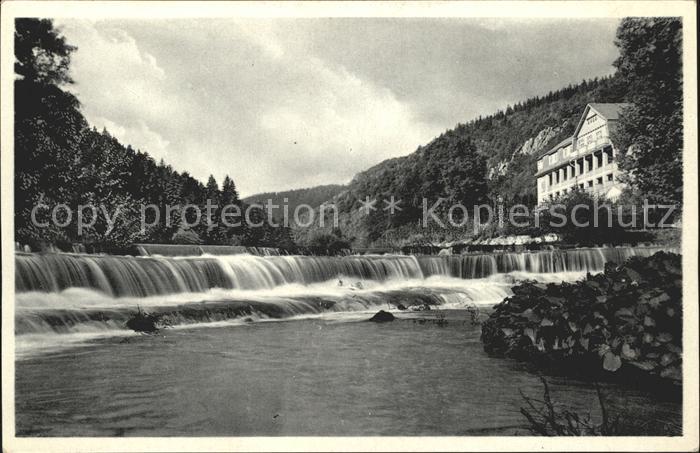 Bad Blankenburg Wasserfall am Kurhaus Chrysopras Autostand Schwarzatal Thueringe
