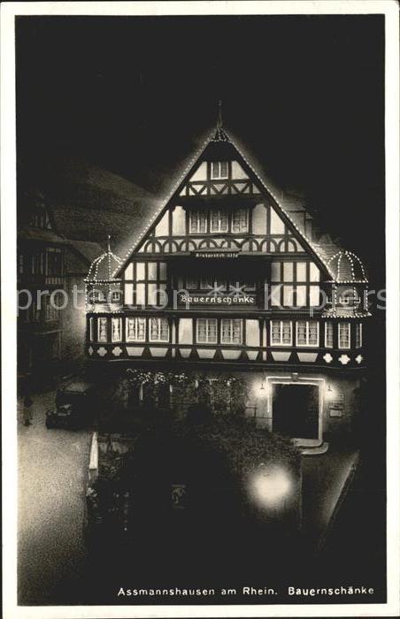 Assmannshausen Bauernschaenke beleuchtet bei Nacht