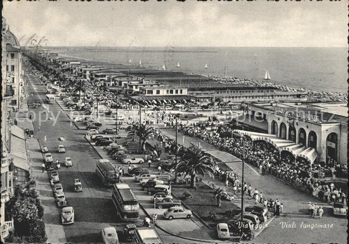 Viareggio Allee entlang dem Meer