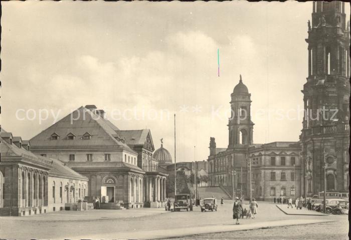 DRESDEN Elbe Theaterplatz mit Italienischem Doerfchen