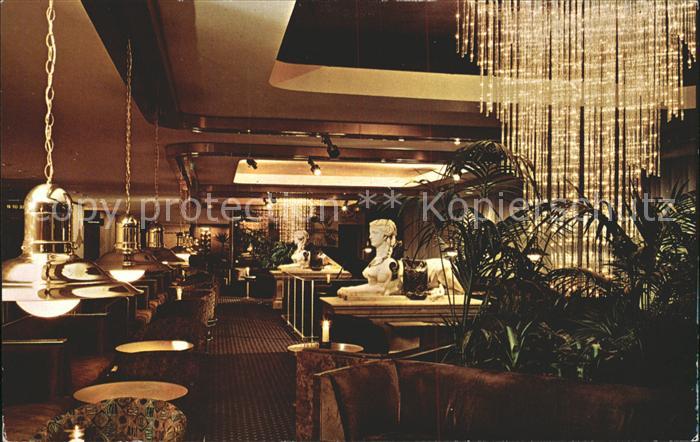 New York City Hotel Hilton Mirage Bar Rockefeller Center