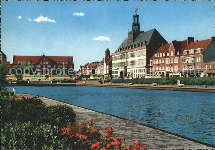 Emden Ostfriesland Rathaus mit Delft