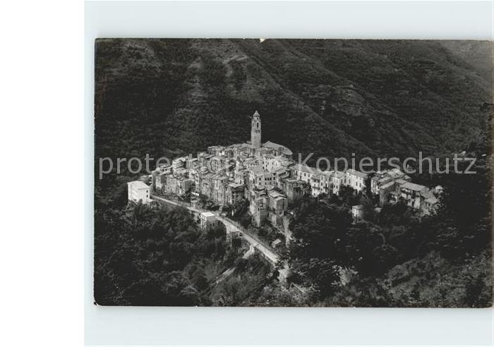 Italien Italia Italy Fliegeraufnahme Castelvittorio