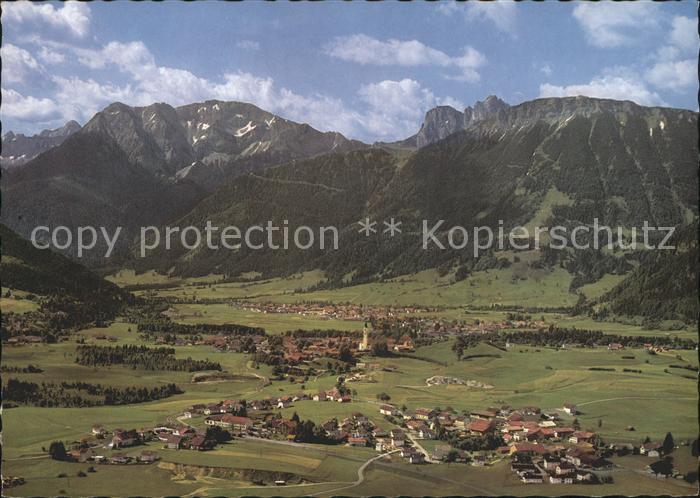 Pfronten Ostallgaeu Bayern Hoehenluftkurort mit Rossberg und Aggenstein Breitenb