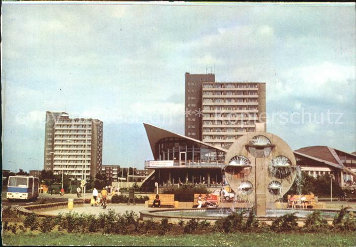 ROSTOCK  CITY Partie an der Kosmos Gaststaette Brunnen Suedstadt