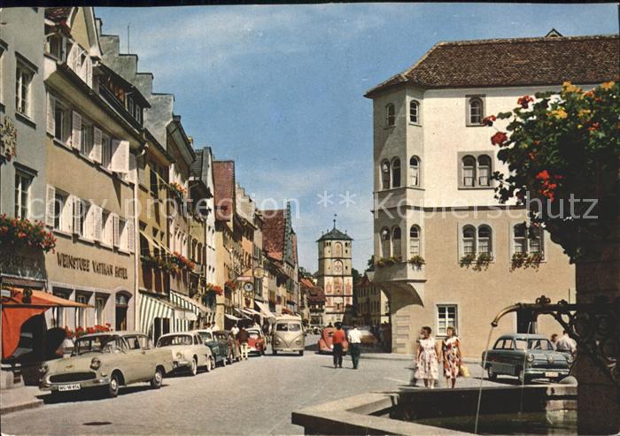 Wangen Allgaeu Herrenstrasse mit Ravensburger Tor Brunnen