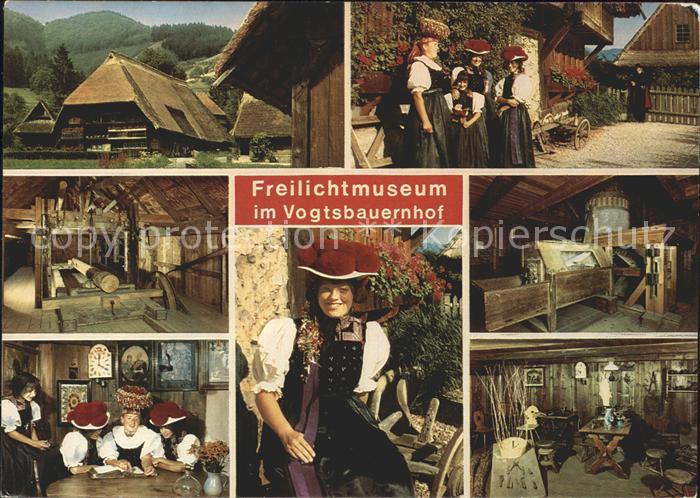 Gutachtal Schwarzwaldbahn Schwarzwaelder Freilichtmuseum Vogtsbauernhof Trachten