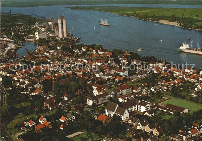 Brake Unterweser Fliegeraufnahme Binnenschifffahrt