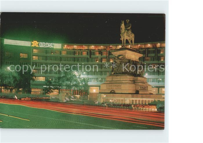 Sofia Sophia Denkmal der Befreier Grand Hotel bei Nacht