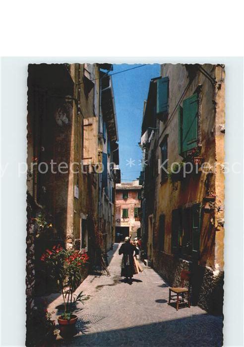 Lago di Garda Strada caratteristica