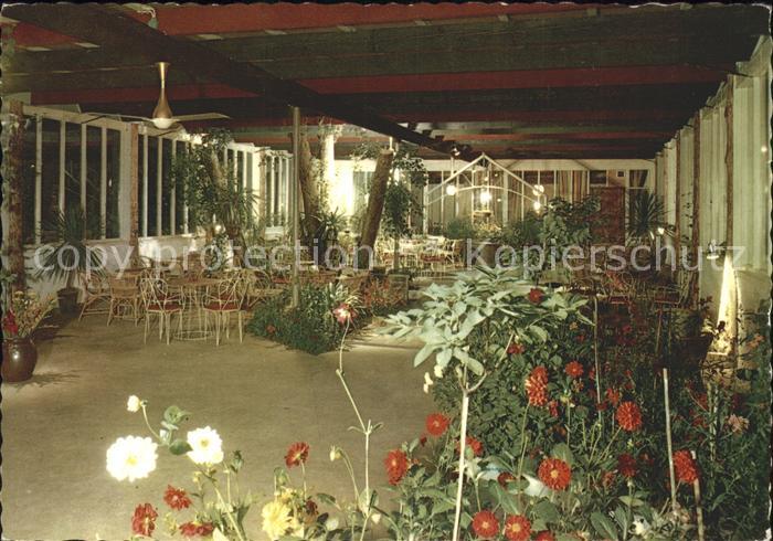 Bastad Hemmesloevs Herrgardspensionat Vintertraedgarden i kvaellsbelysning