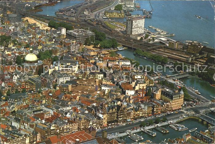Amsterdam Niederlande Fliegeraufnahme Damrak Lutherse Kerk Havengebouw