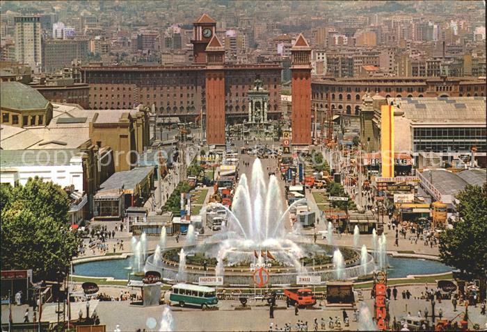 Barcelona Cataluna Parque de Montjuich Surtidor gigante