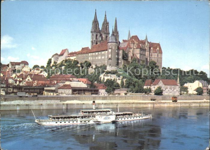 Meissen Elbe Sachsen Albrechtsburg mit Dom Fahrgastschiff
