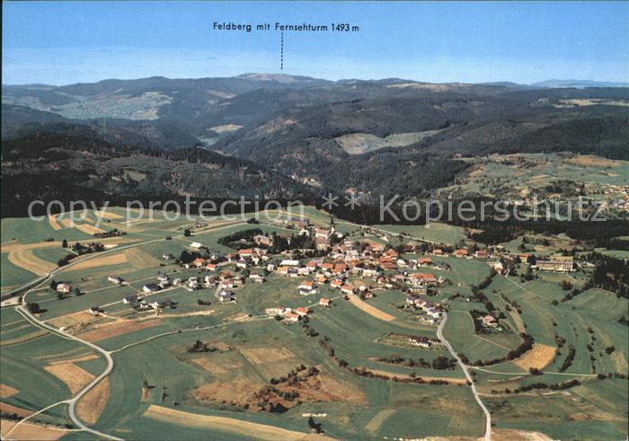 Hoechenschwand Schwarzwald BW mit Feldberg Fliegeraufnahme