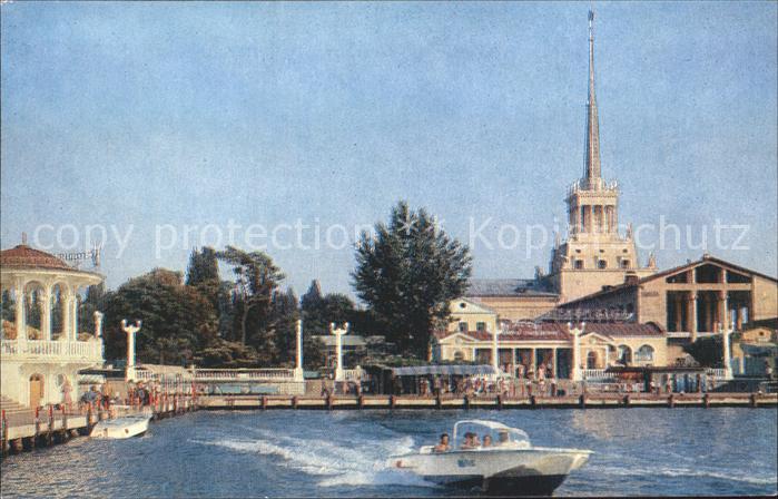 Sotschi Seehafen Motorboot