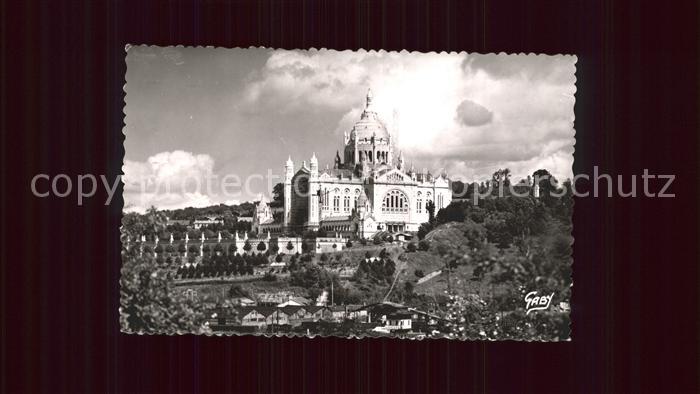 Lisieux La Basilique