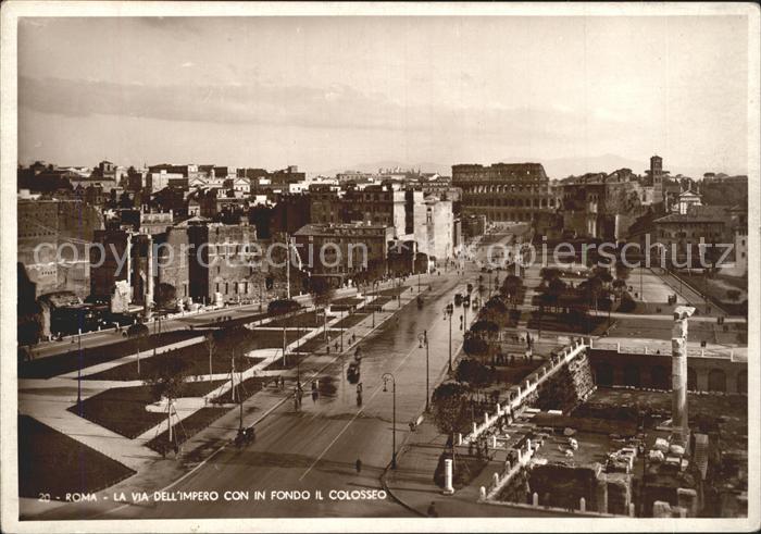Roma Rom La Via dell'Impero con in fondo il Colosseo
