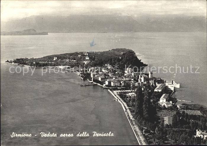 Sirmione Lago di Garda Veduta aerea della Penisola