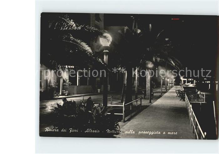 ALAssIO Savona Liguria IT Notturno sulla passegiata a mare