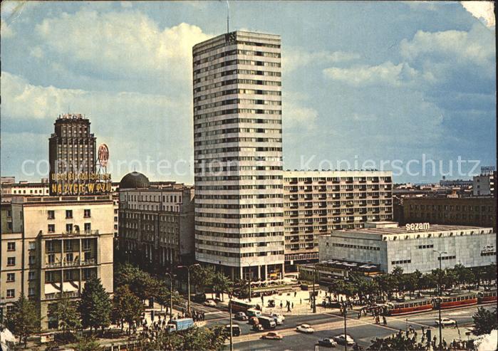 Warszawa Skrzyzowanie ulic Marszalkowkiej Swietokrzvskiej