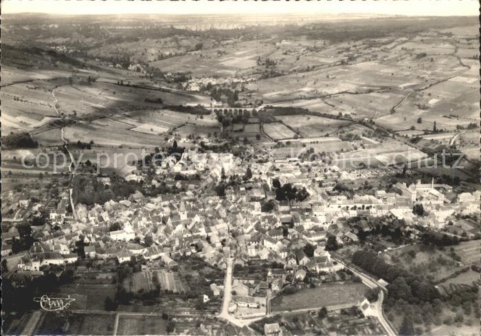 Nolay Cote-d Or Burgund Fliegeraufnahme