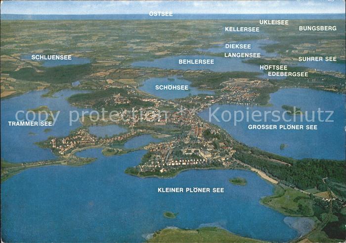 Ploen See Fliegeraufnahme Holsteinische Schweiz Seen