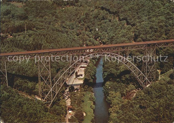 Muengsten Eisenbahn-Bruecke Fliegeraufnahme