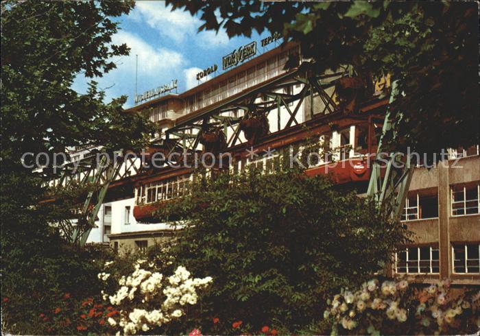 WUPPERTAL NRW Schwebebahnzug Am Doeppersberg