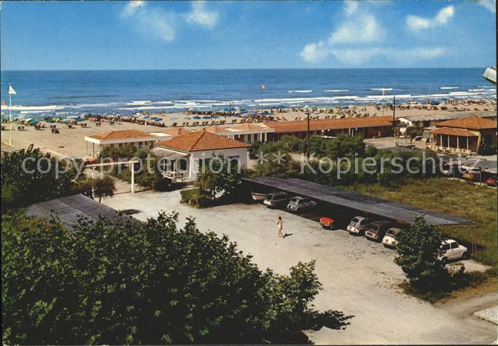 Fiumetto Pietrasanta Lungomare Promenade along see