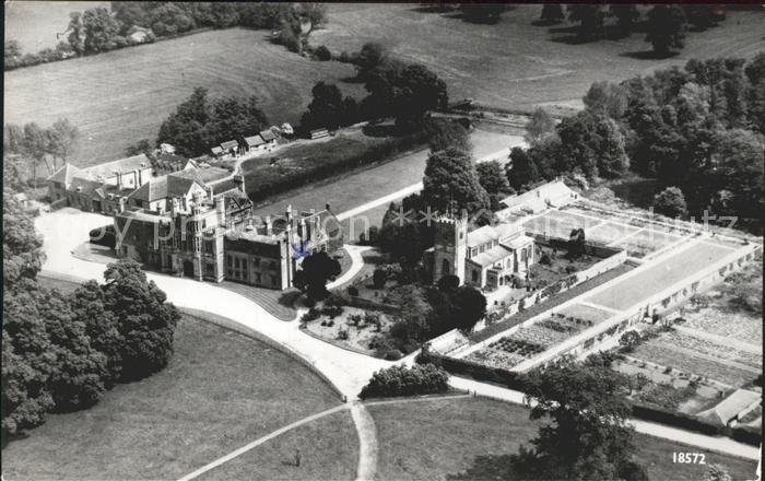 Warwick Castle Fliegeraufnahme Coughton Court