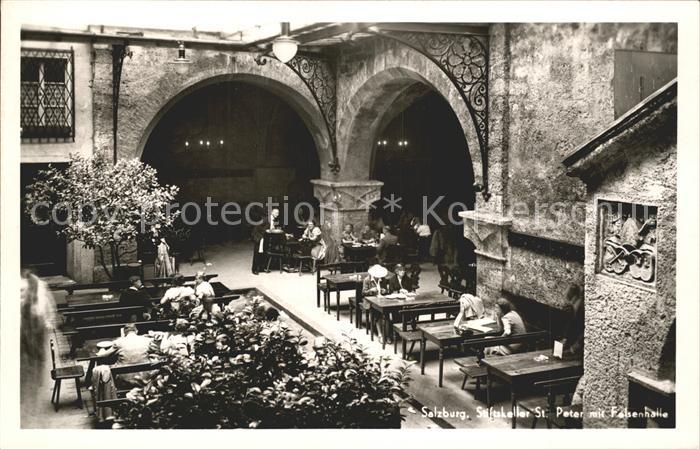Salzburg Oesterreich Stiftskeller St. Peter mit Felsenhalle