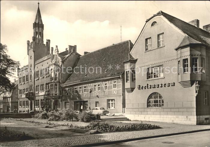Bitterfeld Sachsen-Anhalt Rathaus Kreismuseum
