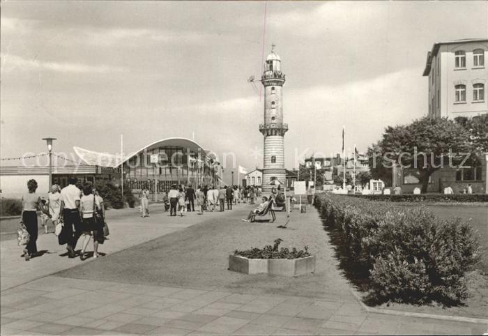 Rostock-Warnemuende Strandpromenade Leuchtturm Gaststaette Teepott