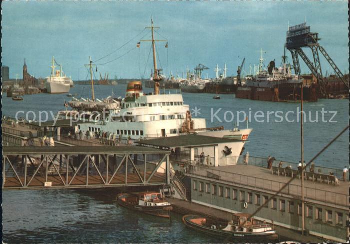Motorschiffe Seebaederschiff Bunte Kuh St.-Pauli-Landungsbruecken Hamburg