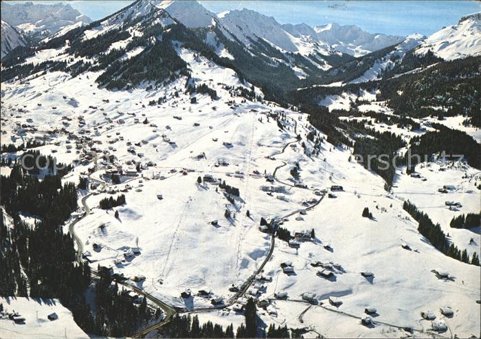 Hirschegg Kleinwalsertal Vorarlberg Parsenn-Lift Fliegeraufnahme
