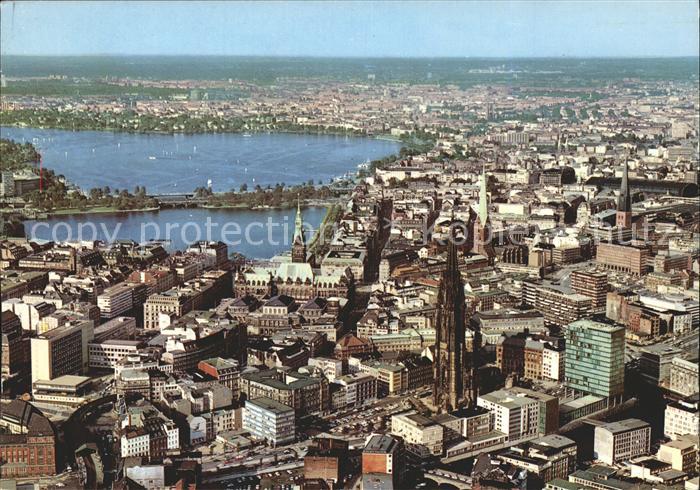 HAMBURG CITY Binnen- und Aussenalster Fliegeraufnahme