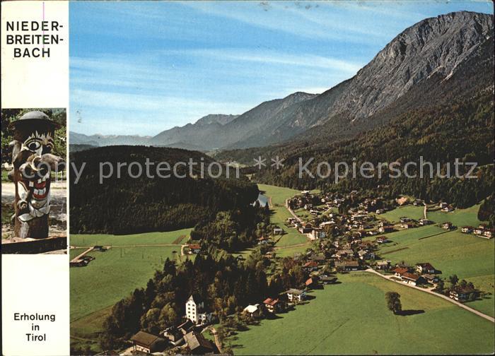 Niederbreitbach Schloss Schoenwoerth Dorfbrunnen