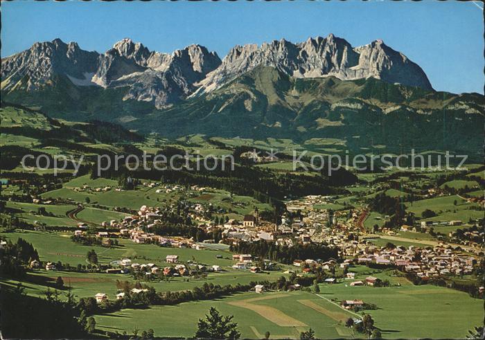 Kitzbuehel Tirol mit Wildem Kaiser