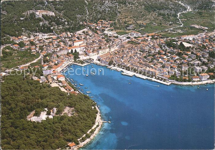 Hvar Fliegeraufnahme Hafen