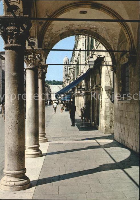 Dubrovnik Ragusa Strassenpartie Saeulen