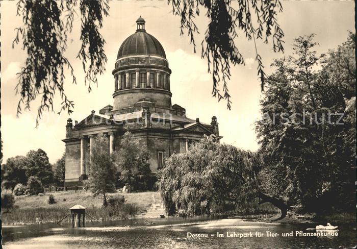 Dessau-Rosslau Im Lehrpark fuer Tier- und Pflanzenkunde